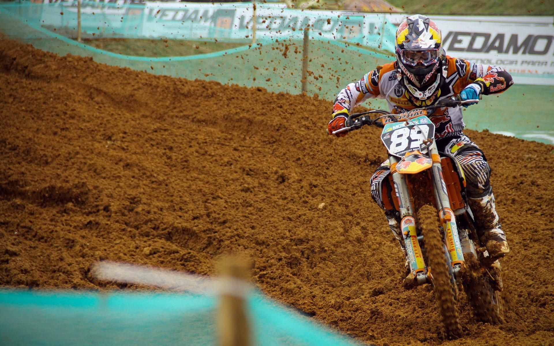 每体独家,特尔施特根拒绝队医上门评估,巴萨门神伤情管理陷僵局