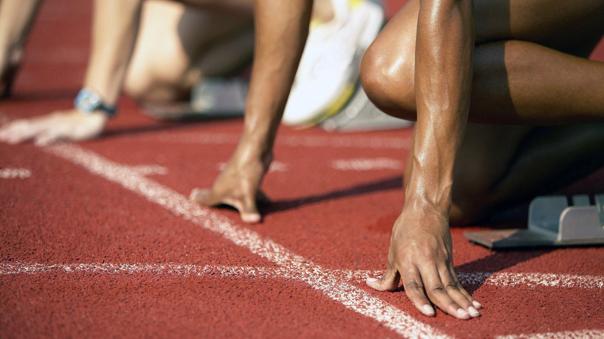 前UFC中量级冠军克里斯·魏德曼正式宣布退役,结束传奇格斗生涯